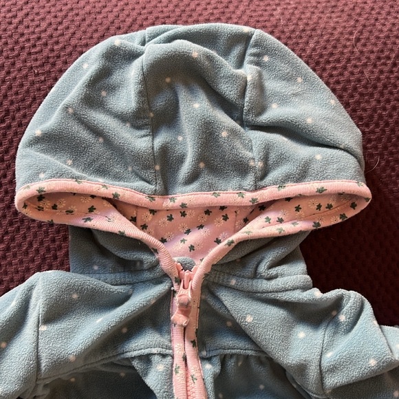 Infant Girl’s Hooded Onesie - Picture 4 of 7